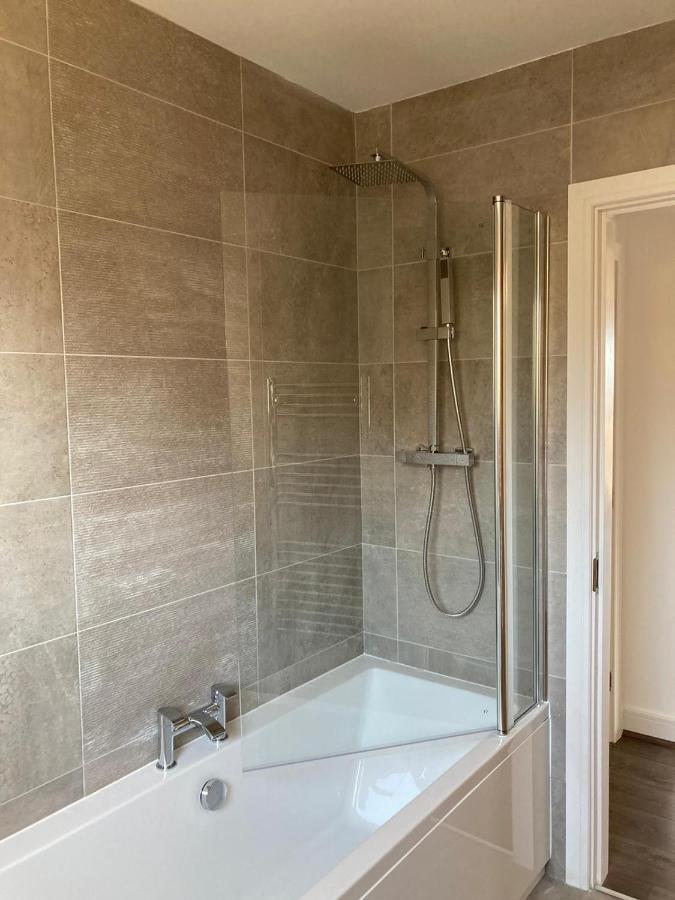 Spacious Newly Built Apartment Rhos On Sea, Colwyn Bay Esterno foto