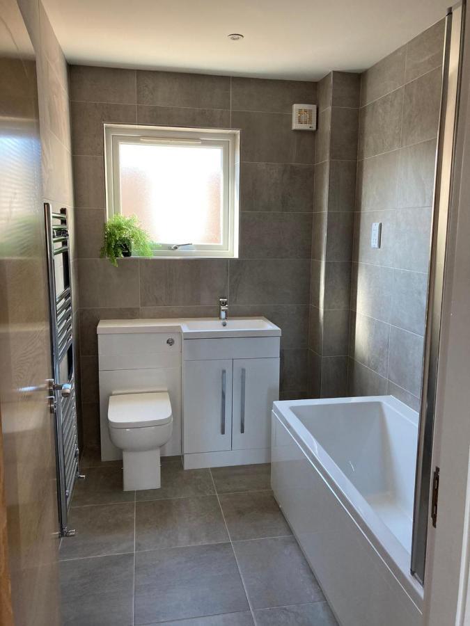 Spacious Newly Built Apartment Rhos On Sea, Colwyn Bay Esterno foto